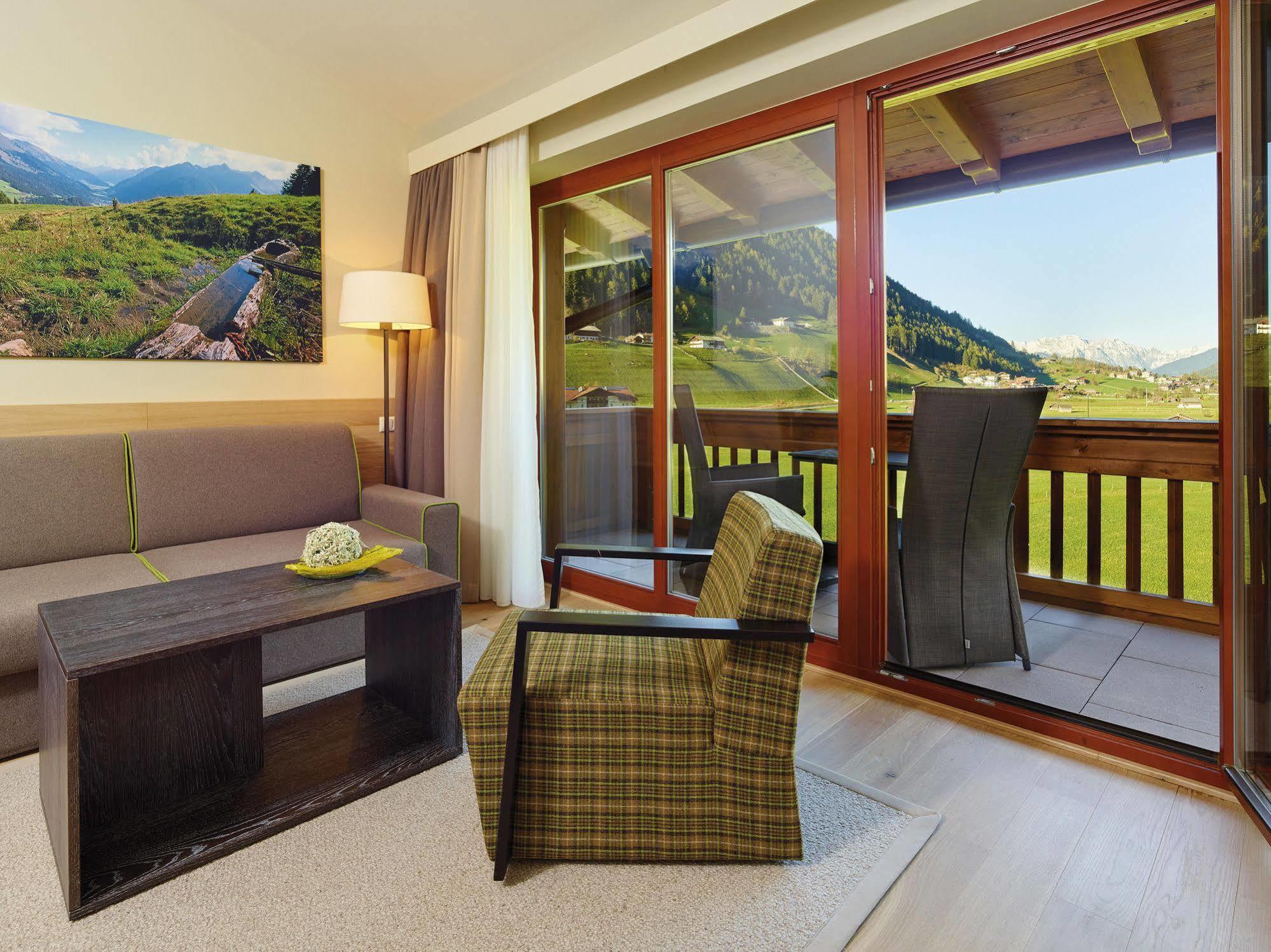 Alpeiner - Nature Resort Tirol Neustift im Stubaital Kültér fotó